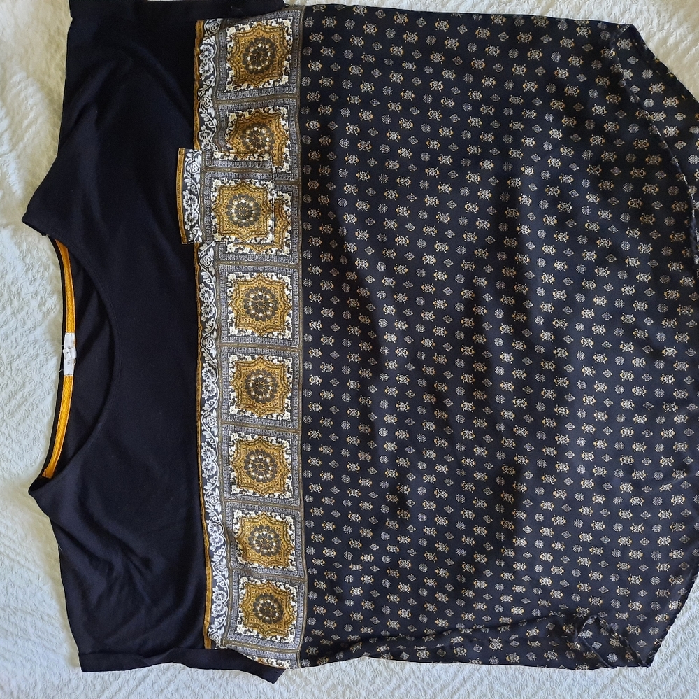 {3} Maurices - Plus Sized Black Top